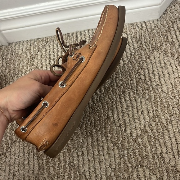 Sperry Shoe - Picture 4 of 5